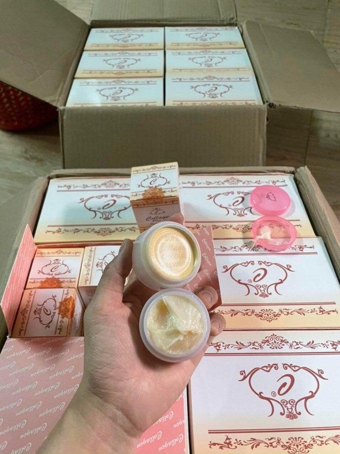 Kem Collagen Plus Vit E chuẩn chính hãng - được kiểm tra hàng trước khi nhận