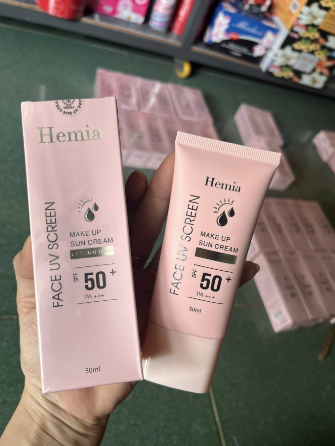 Kem Chống Nắng Hemia SPF 50+ PA++++ 50ml – Bảo Vệ Da Toàn Diện, Nâng Tone Tự Nhiên