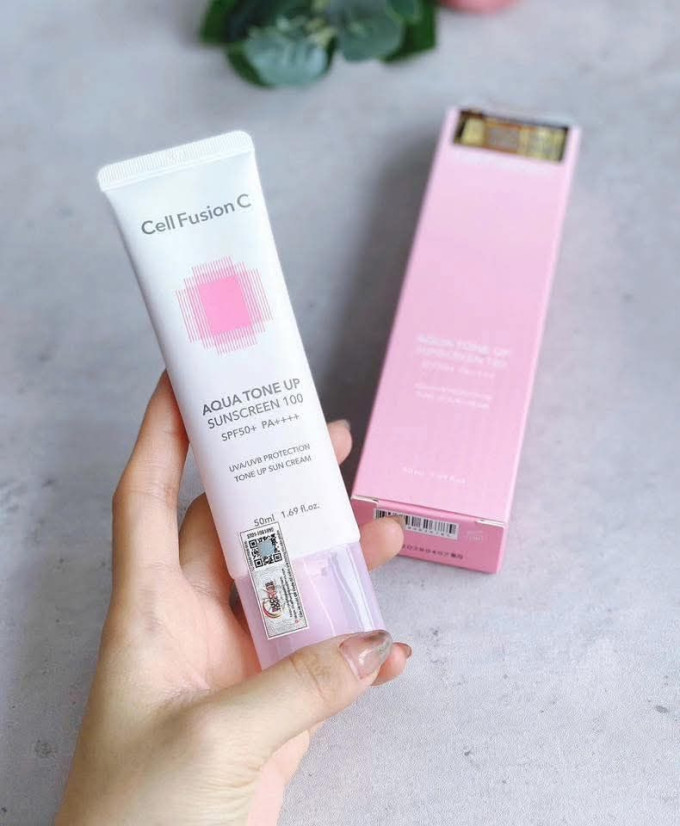 Kem Chống Nắng Cell Fusion C Aqua Tone Up Suncreen 100 SPF50+ PA++++ 50ml