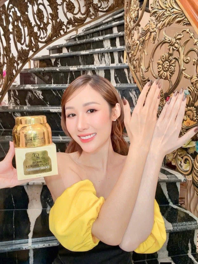 Kem body collagen X3 Đông Anh