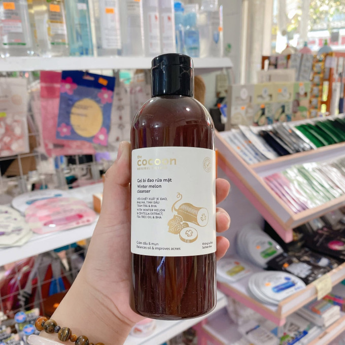 Sữa rửa mặt Cocoon bí đao – Làm sạch dịu nhẹ cho da dầu