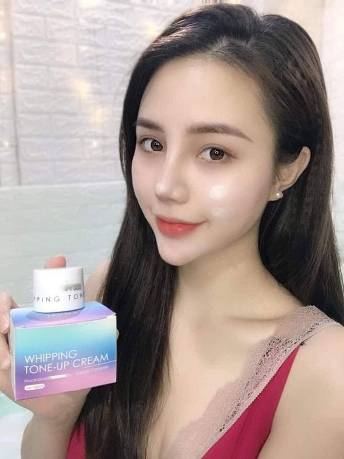 Hỗ trợ cải thiện làn da xỉn màu, không đều màu.