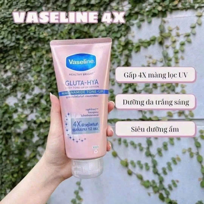 Vaseline 4X Gluta-Hya Body Tone Up 300ml – Dưỡng Thể Sáng Da, Nâng Tông