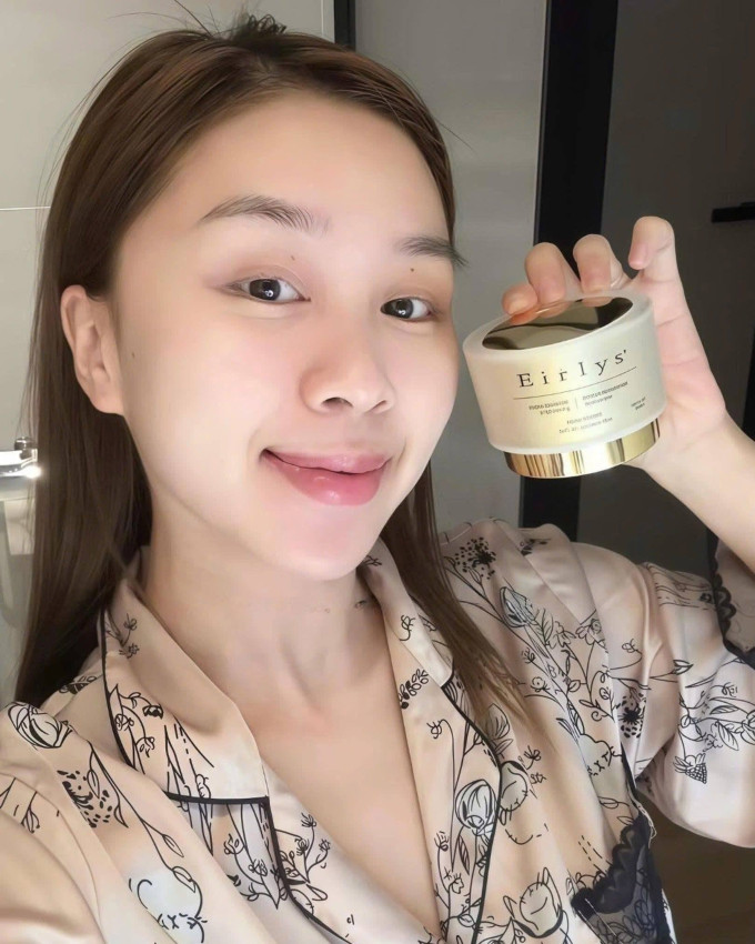 Cách sử dụng kem dưỡng trắng Eirlys ban đêm